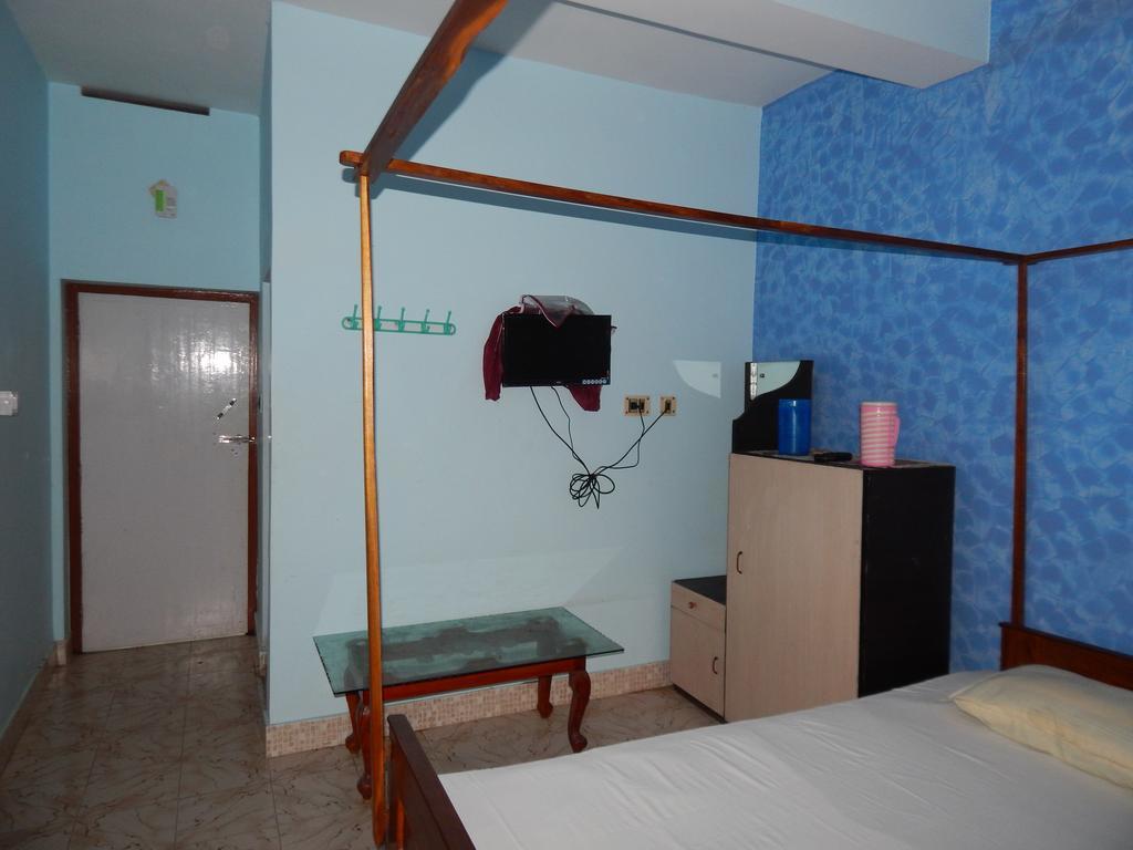 Hotel Mainak, Mandarmani Ruang foto