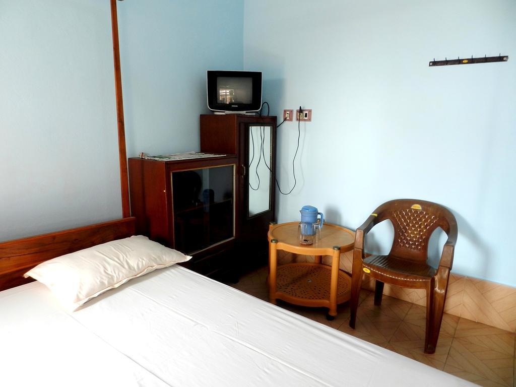 Hotel Mainak, Mandarmani Ruang foto